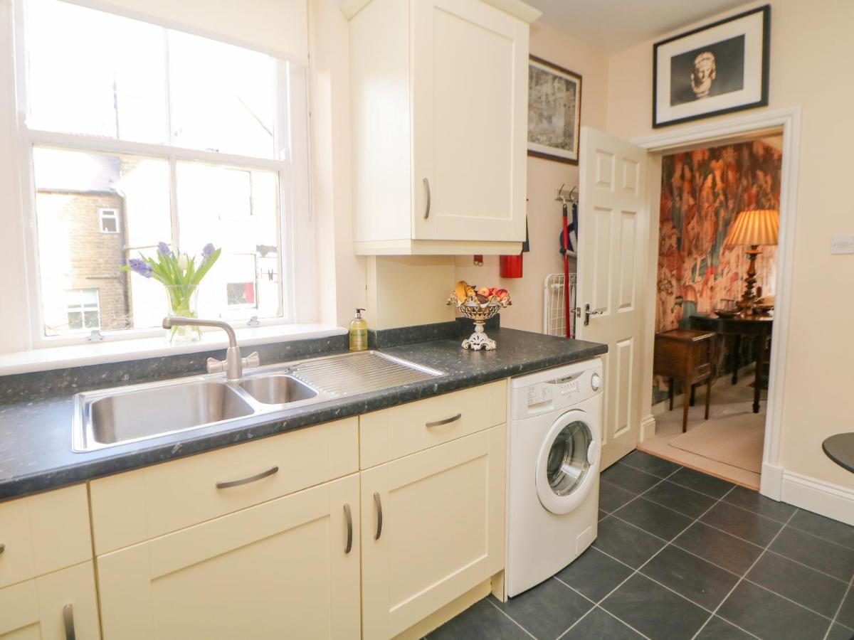 Flat 3 Haslemere Apartment Buxton  Bagian luar foto
